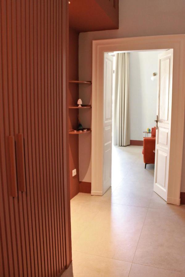 Appartamento Palazzo sul Corso Brindisi Esterno foto