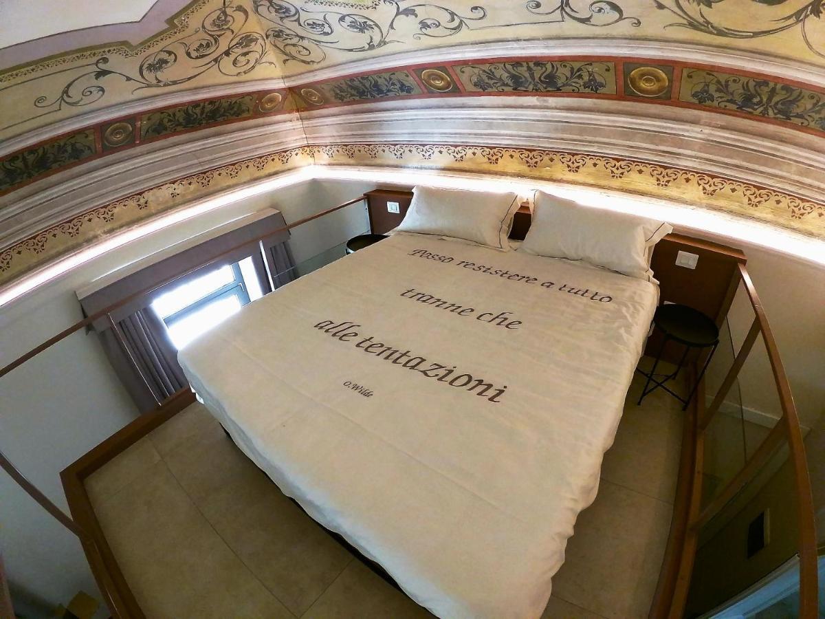 Appartamento Palazzo sul Corso Brindisi Esterno foto
